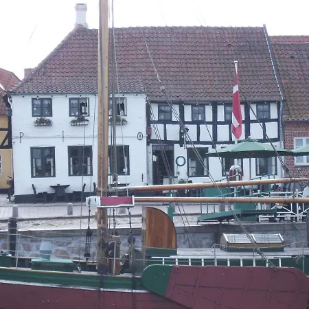 Restaurant Saelhunden Nocleg ze śniadaniem